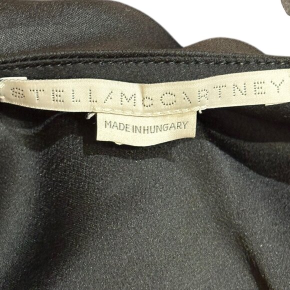 Stella McCartney Black One Shoulder Sleeveless Satin top Bow accent Size US 6 - Picture 7 of 16